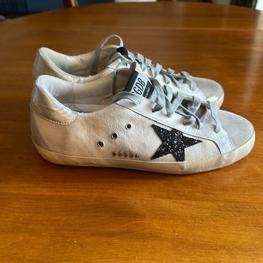 Golden Goose size 8 limited edition super stars, cream cloth